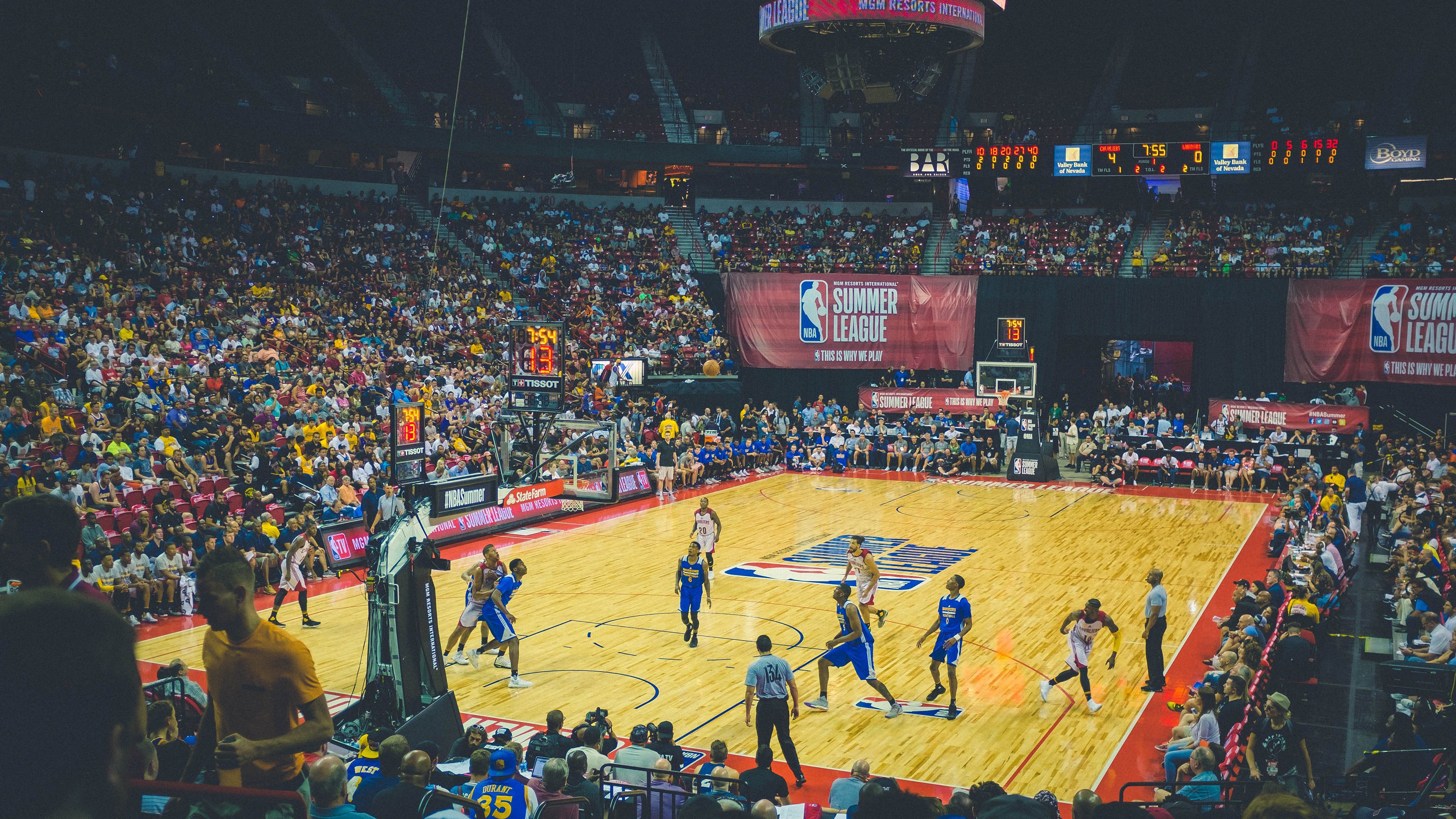 《PUBGMobile》“星际之战”线上线下同步进行!